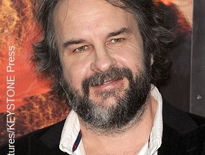 The Hobbit and The Lord of the Rings director Peter Jackson has said he will be working on films of a smaller scale when he wraps up his time in Middle Earth. He is still working on the Hobbit trilogy with producer wife Fran Walsh, but after finishing with the big-budget adaptation, he hopes to […]